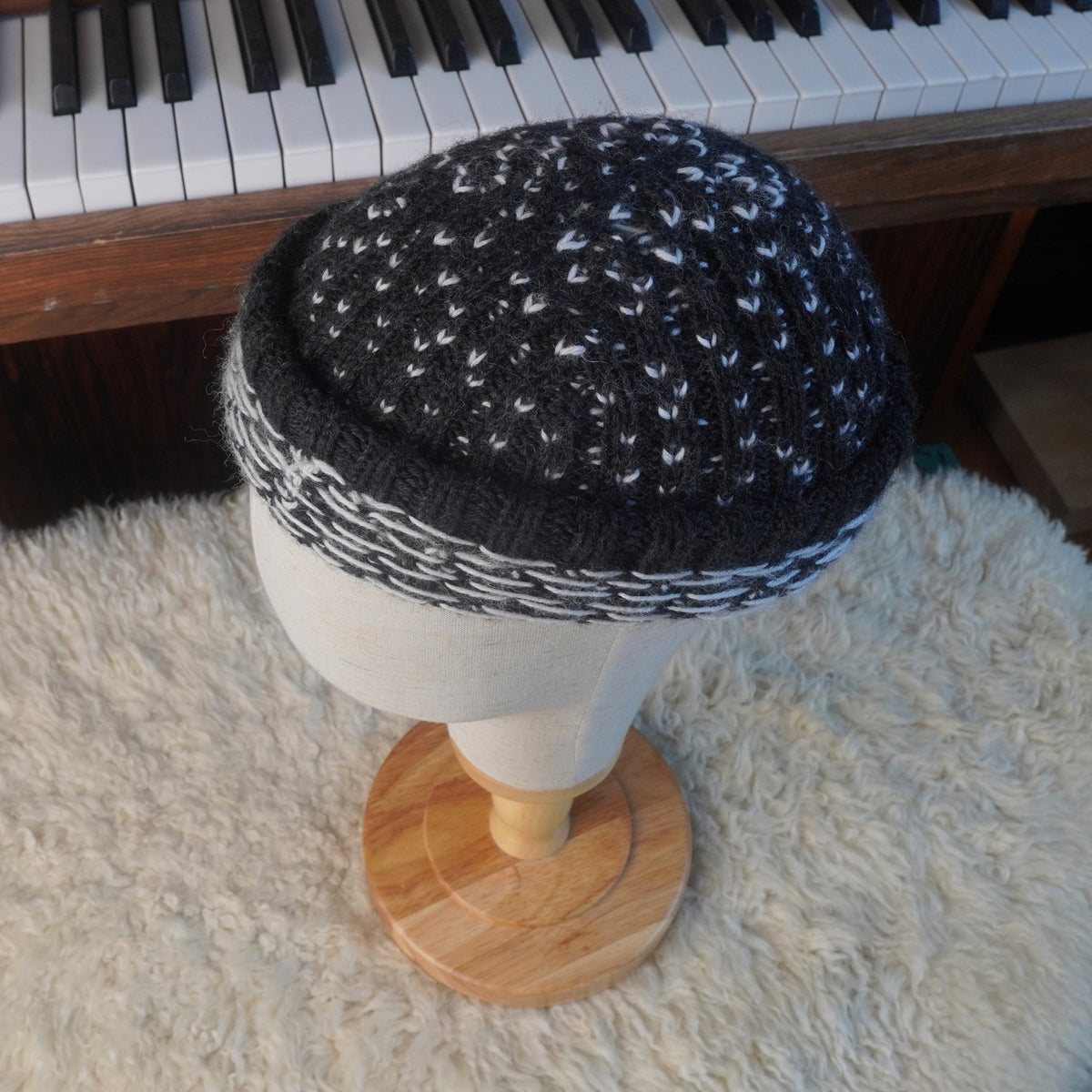 Custom order – hand knit Norwegian wool beanie in your own color combination