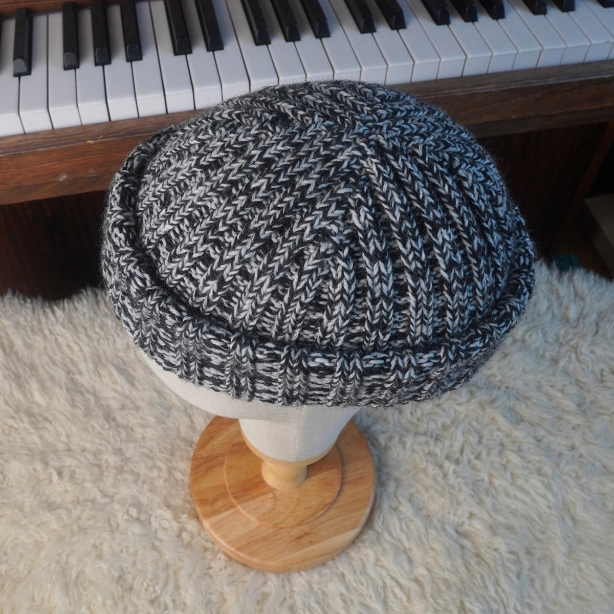Custom order – hand knit Norwegian wool beanie in your own color combination