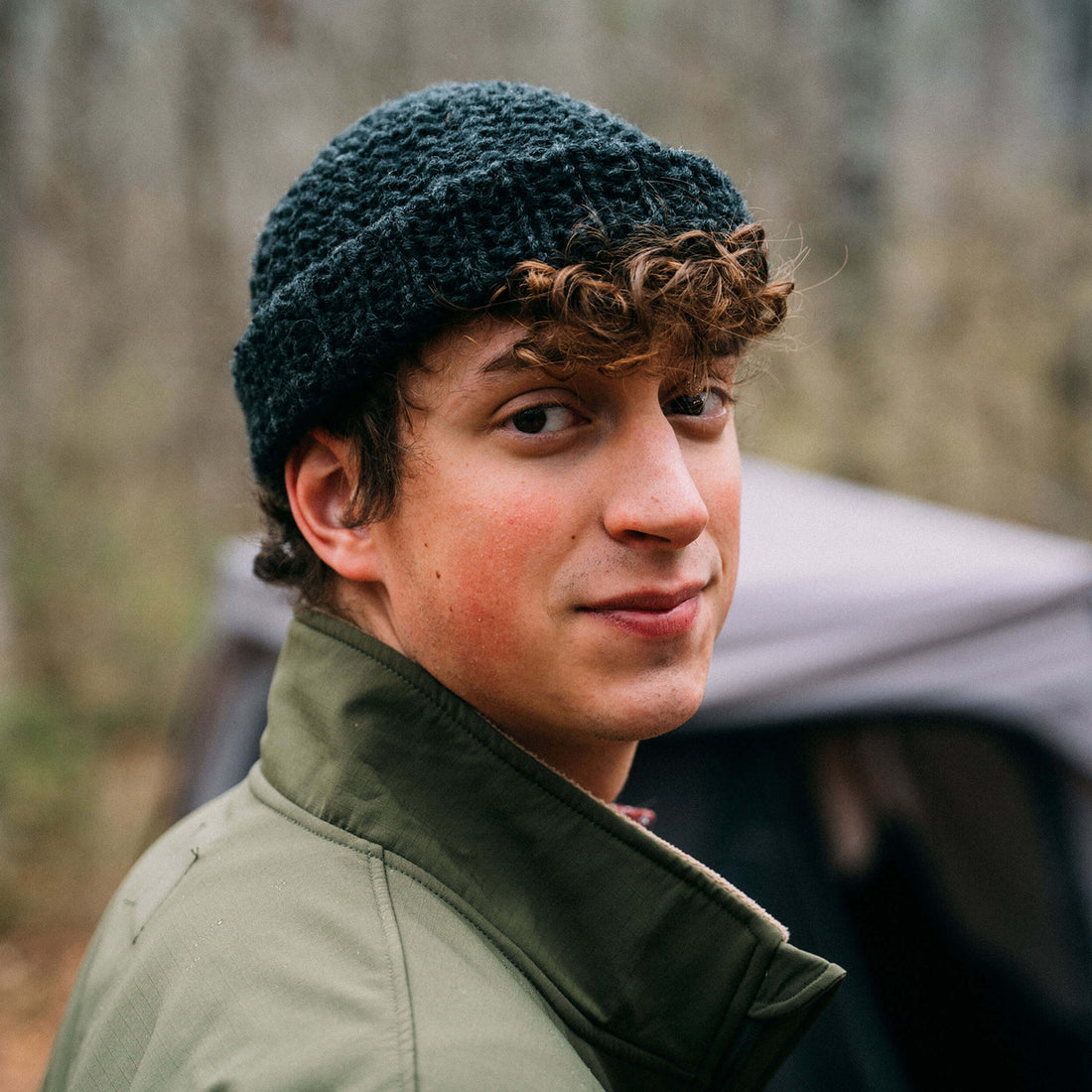 The Westcoaster – hand knit chunky wool beanie, charcoal, portrait