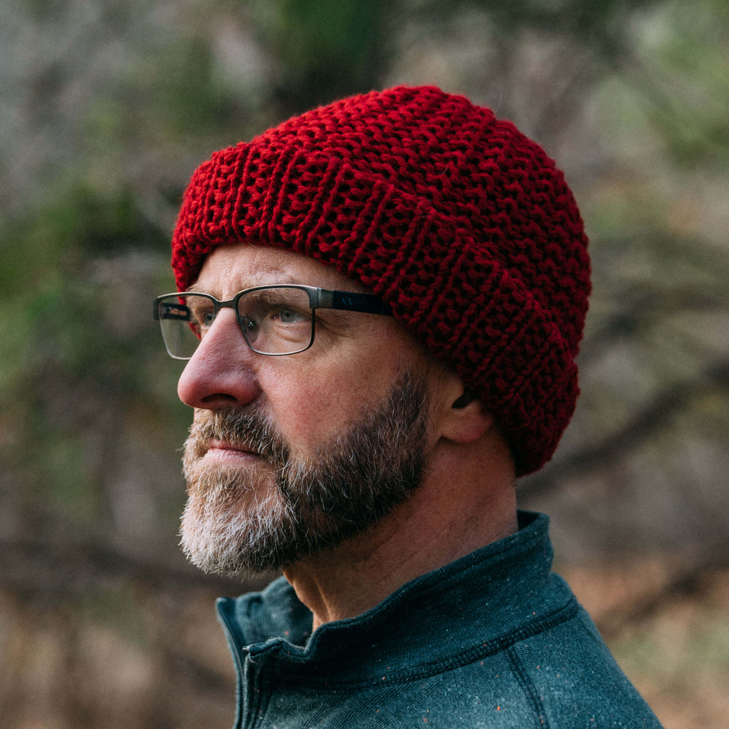 The Westcoaster - Hand-knit Wool Beanie Hat for Cold Winters – Red