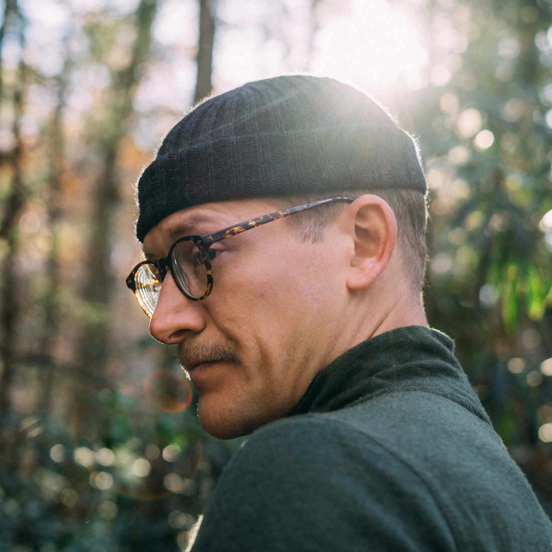 The Southlander – hand knit wool beanie, charcoal, portrait